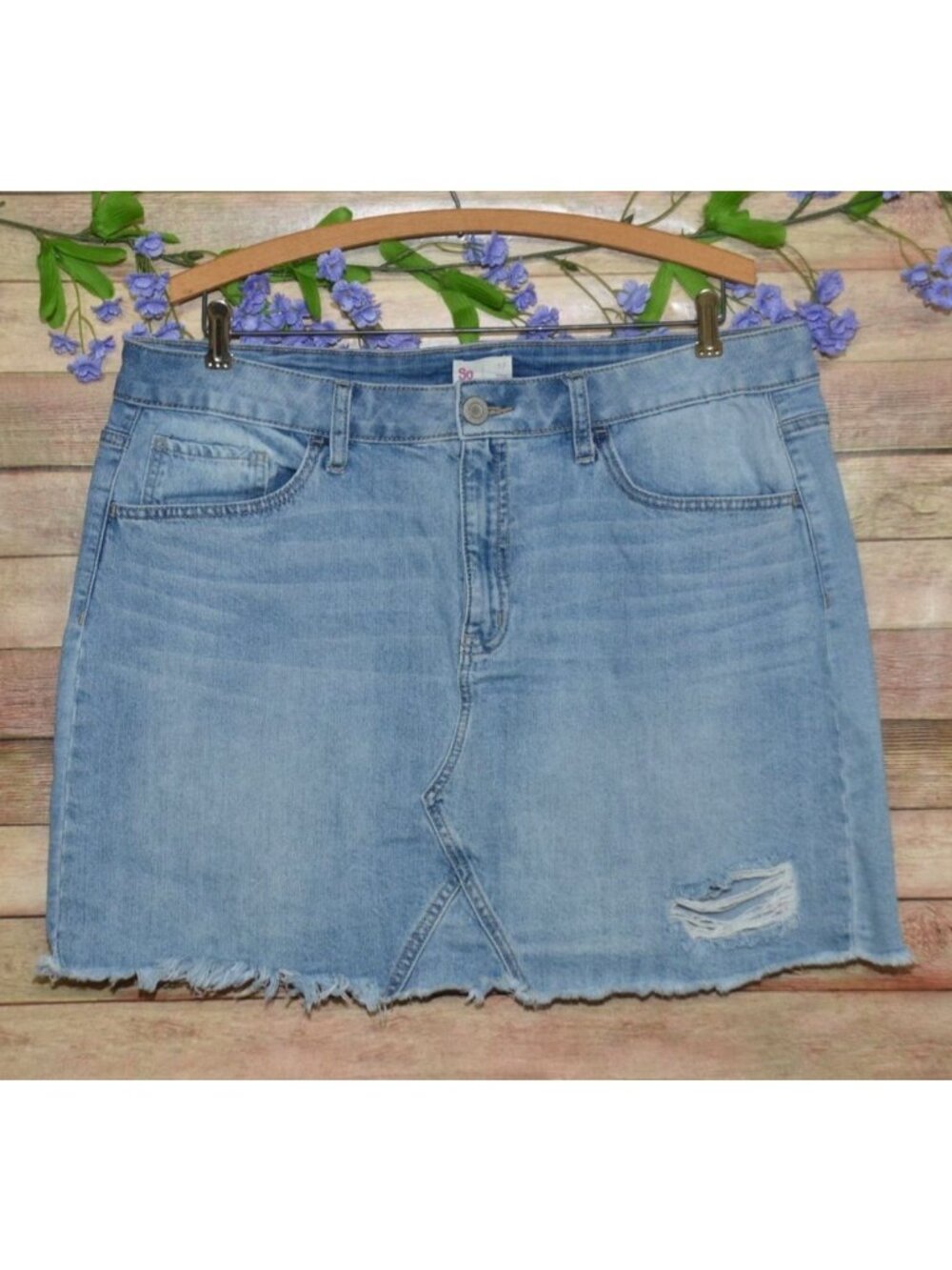 Distressed Light Wash Denim Mini Skirt By So Size 17 With Raw Hem & Pockets